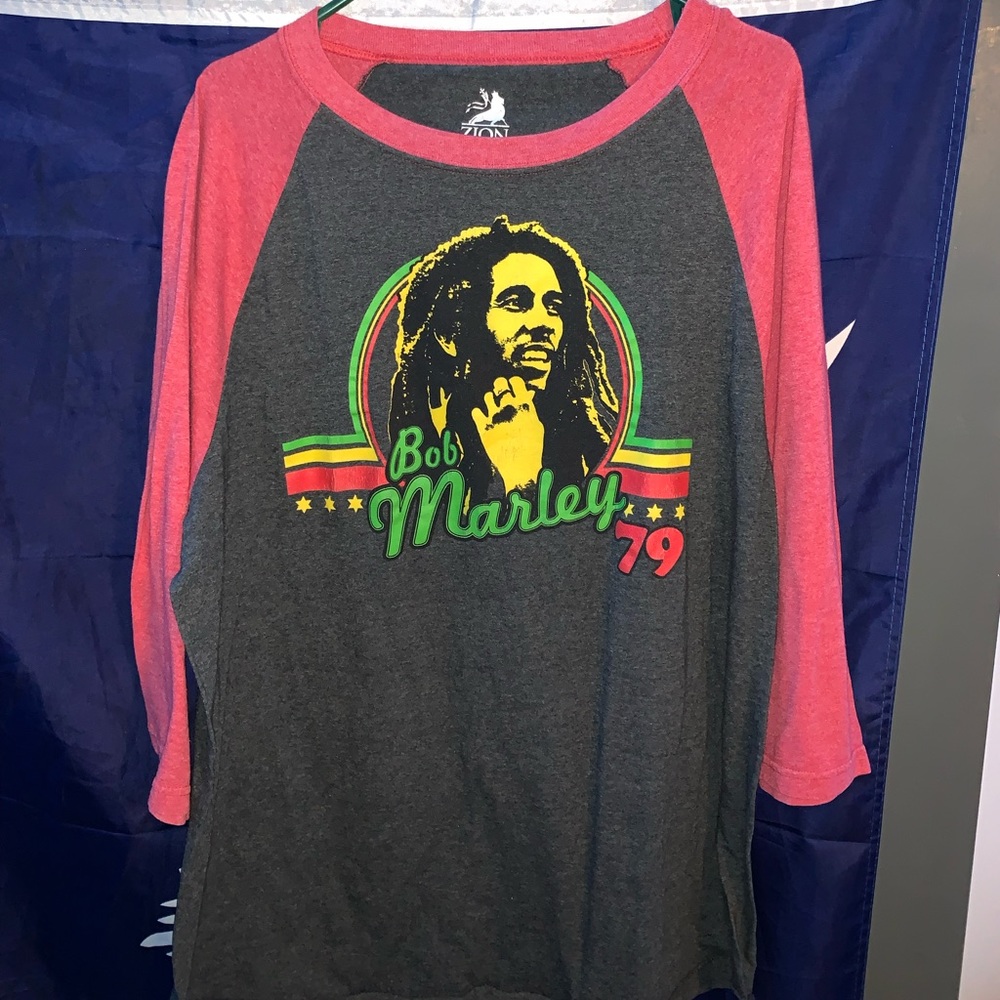 Bob Marley Merchandise, Red & Black Half Sleeve Tee.